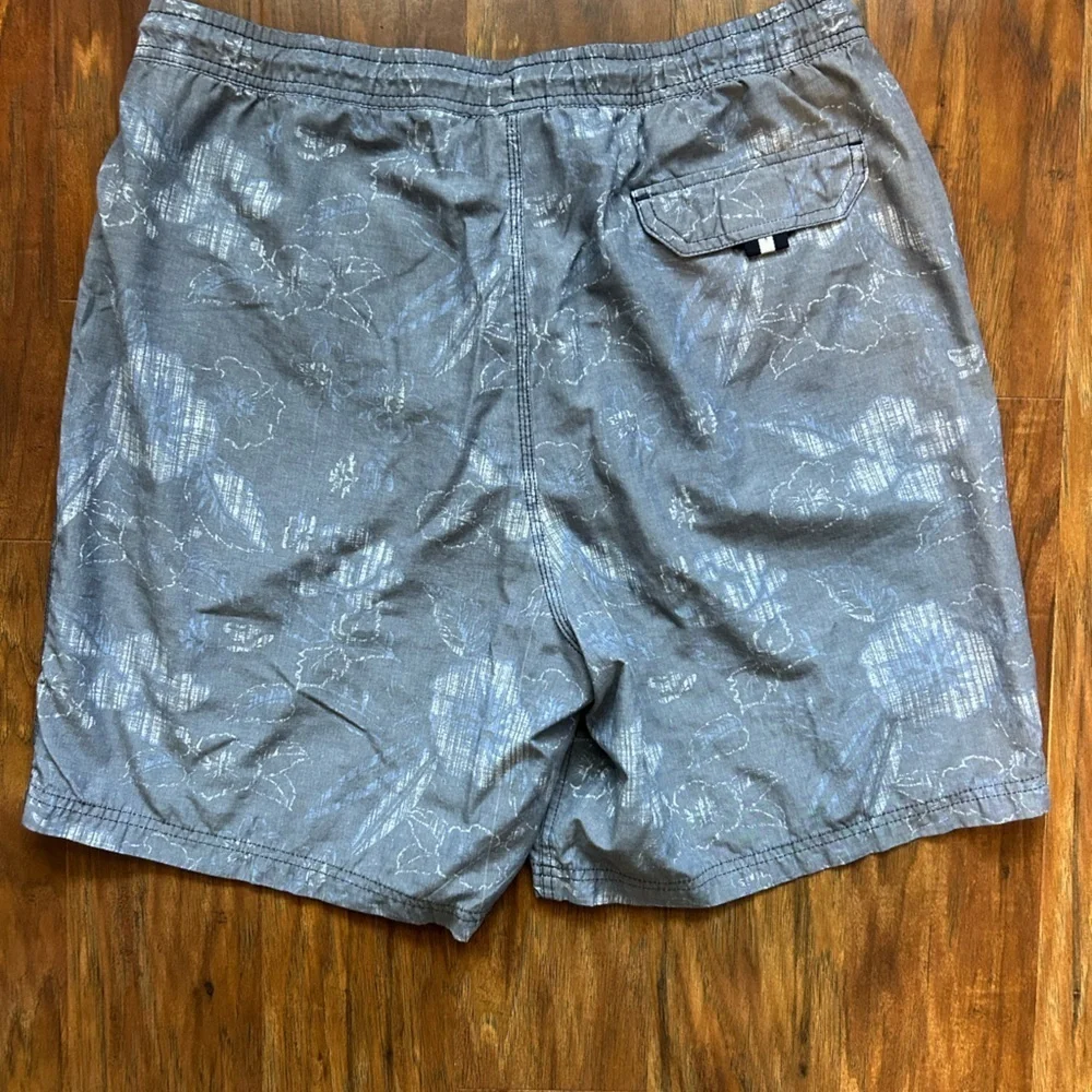 Men’s Swim Trunks With Adjustable Waist Size Large Palm Print Beach Pool